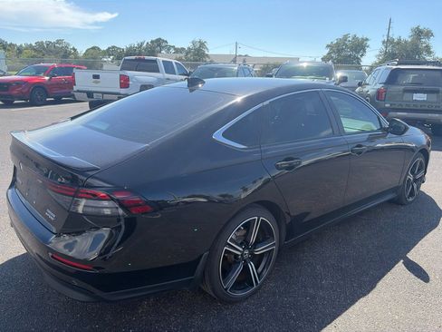 Used 2024 Honda Accord Sport image 7