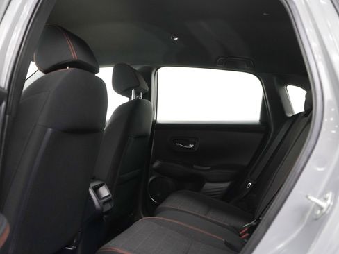 Used 2024 Honda HR-V Sport image 17