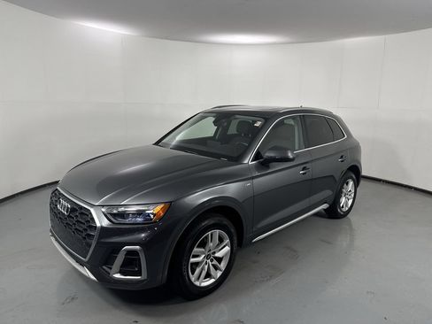 Used 2023 Audi Q5 2.0T Premium w/ Convenience Package AWD/4WD image 25