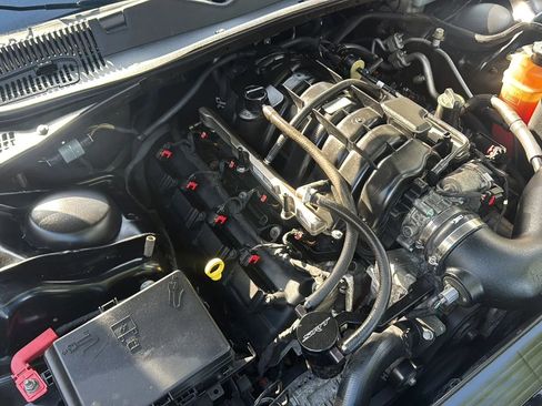 Used 2015 Dodge Challenger R/T Plus image 41