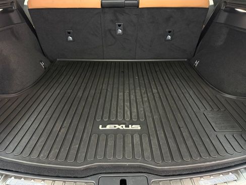 Used 2025 Lexus RX 350 Premium w/ Convenience Package FWD image 23