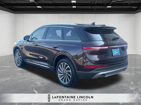 Certified 2023 Lincoln Corsair Reserve w/ Equipment Group 201A AWD/4WD image 3