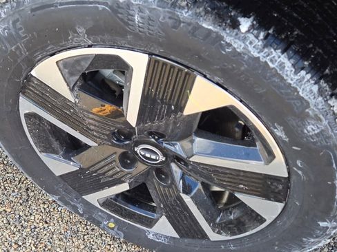 New 2026 Nissan Kicks SV w/ SV Premium Package AWD/4WD image 15