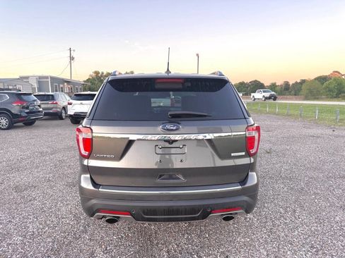 Used 2019 Ford Explorer Limited w/ Ford Safe & Smart Package FWD image 10