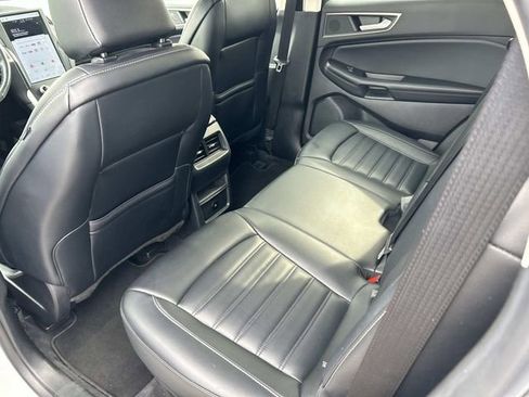 Used 2024 Ford Edge SEL image 19