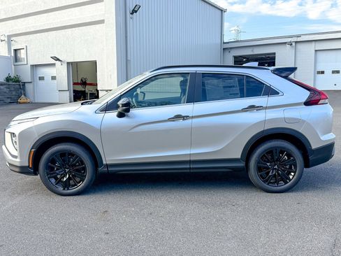 New 2026 Mitsubishi Eclipse Cross Black Edition image 4