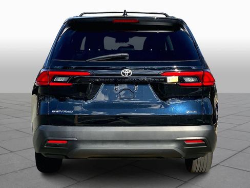 Used 2024 Toyota Grand Highlander XLE image 4