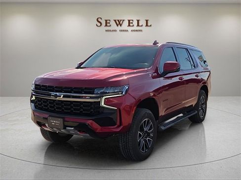 Used 2022 Chevrolet Tahoe Z71 w/ Luxury Package image 1