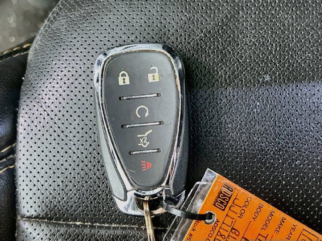 Used 2018 Chevrolet Traverse Premier w/ Driver Confidence II Package FWD image 12