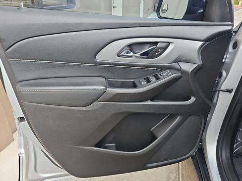 Used 2021 Chevrolet Traverse LS w/ LPO, Cargo Package FWD image 27