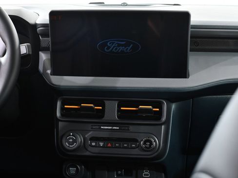 New 2026 Ford Maverick Tremor image 9