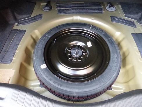 Used 2016 Ford Fusion Titanium image 42