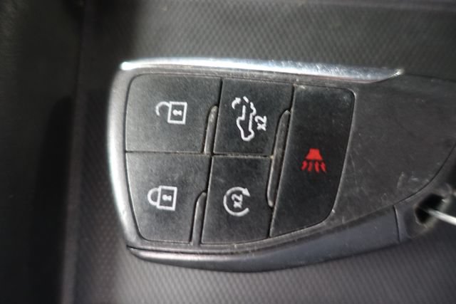 Used 2023 GMC Sierra 1500 SLE AWD/4WD image 17