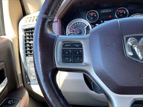 Used 2015 RAM 1500 Laramie w/ Convenience Group image 29