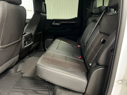 Certified 2023 Chevrolet Silverado 1500 High Country w/ Technology Package image 14