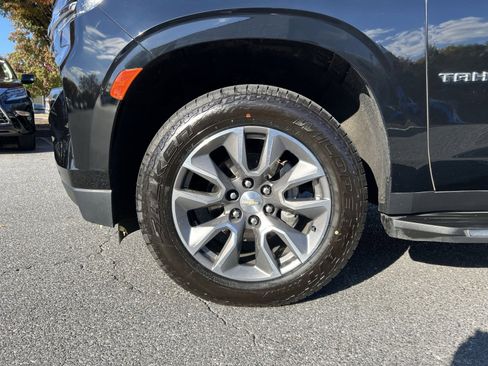 Used 2022 Chevrolet Tahoe LT w/ Luxury Package image 12