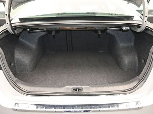 Used 2021 Nissan Altima 2.5 SV w/ SV Premium Package image 12