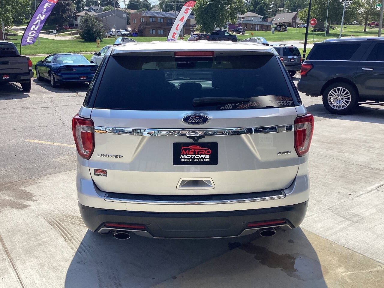 Used 2018 Ford Explorer Limited AWD/4WD image 4