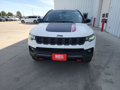 New 2026 Jeep Compass Trailhawk AWD/4WD image 7