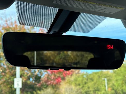 Used 2019 Subaru Ascent Limited image 23