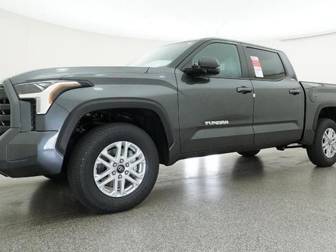 New 2026 Toyota Tundra SR5 AWD/4WD image 17
