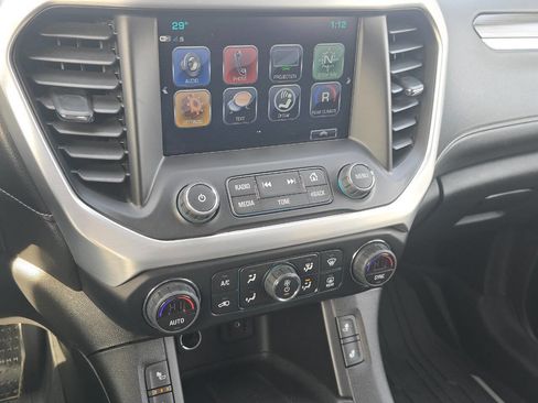 Used 2019 GMC Acadia SLT w/ Black Edition image 12