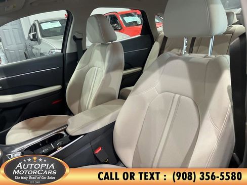 Used 2023 Hyundai Sonata SEL w/ Cargo Package image 11