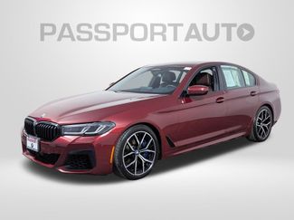 Used 2021 BMW M550i xDrive w/ Dynamic Handling Package video 1