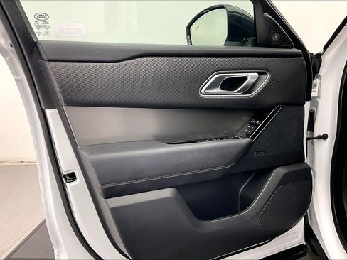 Used 2023 Land Rover Range Rover Velar S image 25