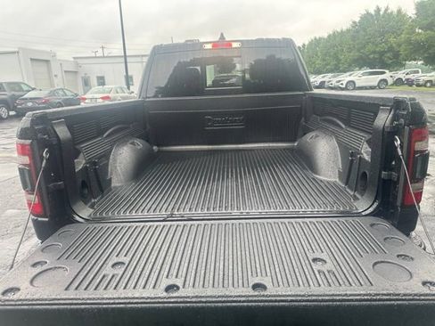 Used 2024 RAM 1500 Laramie AWD/4WD image 9