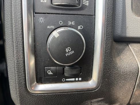 Used 2018 RAM 2500 Big Horn image 13