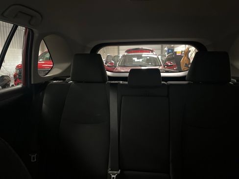 Used 2021 Toyota RAV4 LE image 17