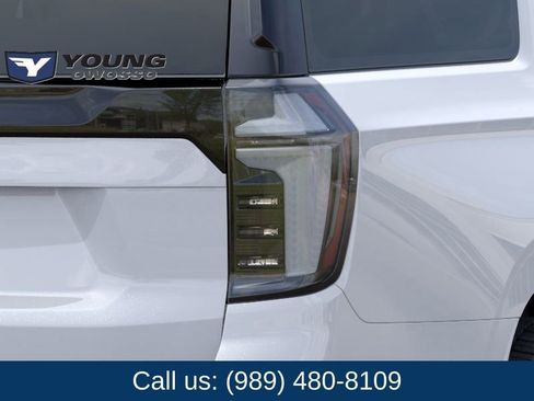 New 2026 Chevrolet Suburban High Country AWD/4WD image 11