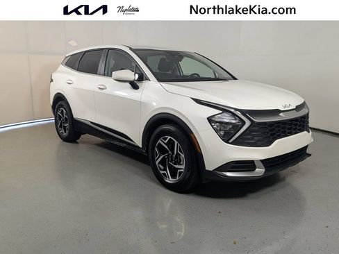 Used 2023 Kia Sportage LX FWD image 1