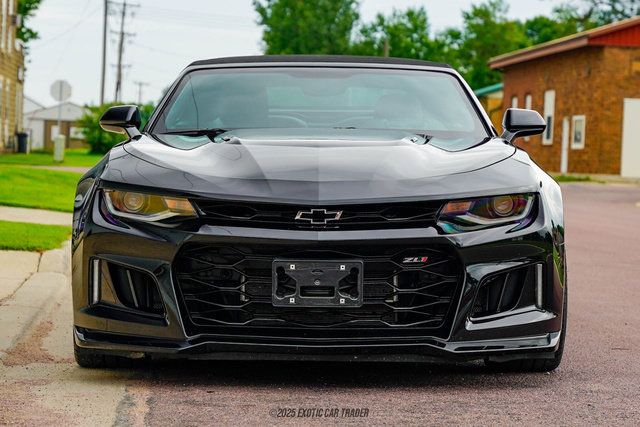 Used 2022 Chevrolet Camaro ZL1 RWD image 13