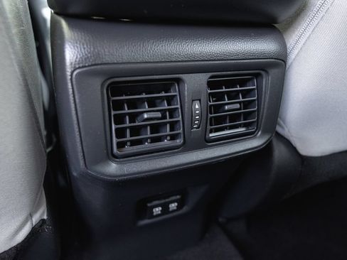 Certified 2020 Toyota RAV4 XLE w/ Carpet Mat Package FWD image 29