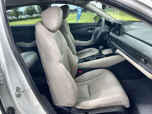 Used 2023 Honda Accord EX image 12