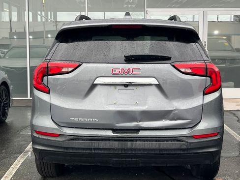 Used 2020 GMC Terrain SLE w/ Driver Convenience Package image 5