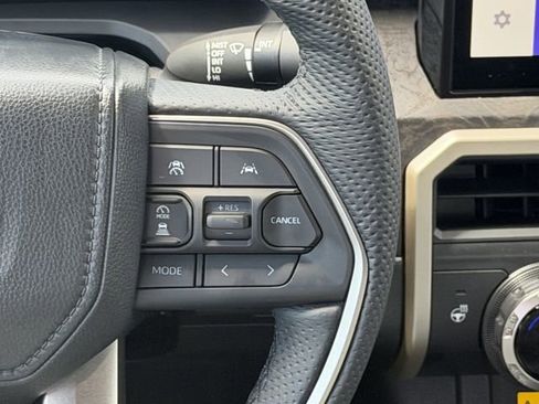 Certified 2025 Toyota Tacoma Limited AWD/4WD image 13