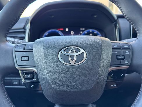 Used 2025 Toyota Camry XSE w/ Premium Package AWD/4WD image 26
