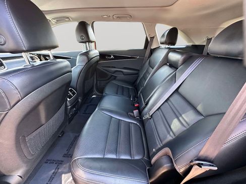 Used 2020 Kia Sorento EX image 34