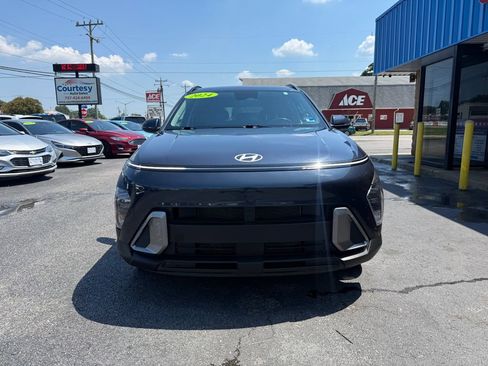 Used 2024 Hyundai Kona SEL FWD image 5