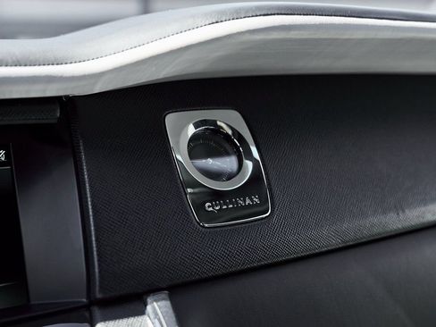 Used 2023 Rolls-Royce Cullinan AWD/4WD image 76