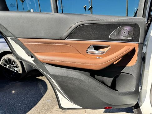 Used 2024 Mercedes-Benz GLE 350 4MATIC image 22