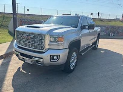 Used 2019 GMC Sierra 2500 Denali w/ Duramax Plus Package