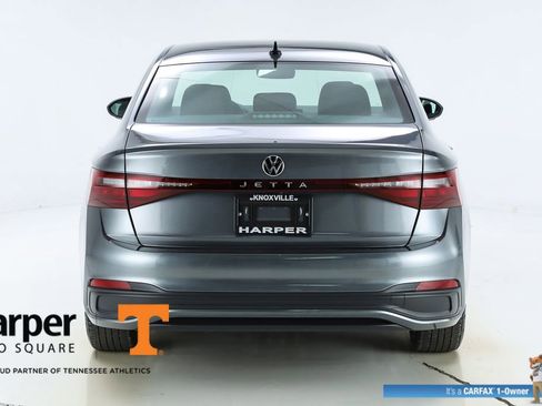 Used 2025 Volkswagen Jetta Sport FWD image 44
