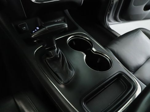 Certified 2019 Dodge Durango GT image 16