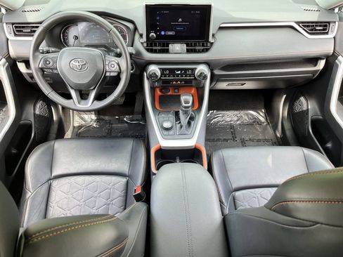 Used 2024 Toyota RAV4 Adventure AWD/4WD image 9