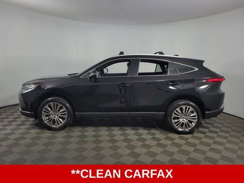Used 2022 Toyota Venza XLE AWD/4WD image 5