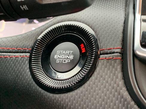 Used 2024 Jeep Compass Trailhawk image 24